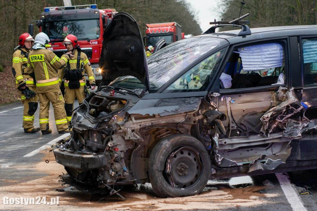 Wypadek na trasie Czmoń-Kórnik z udziałem...