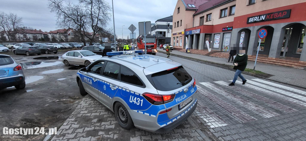 Nietypowa akcja służb w centrum Gostynia