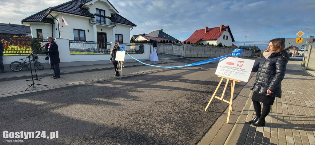 Otwarcie nowych dróg na osiedlu Berlinek w Poniecu
