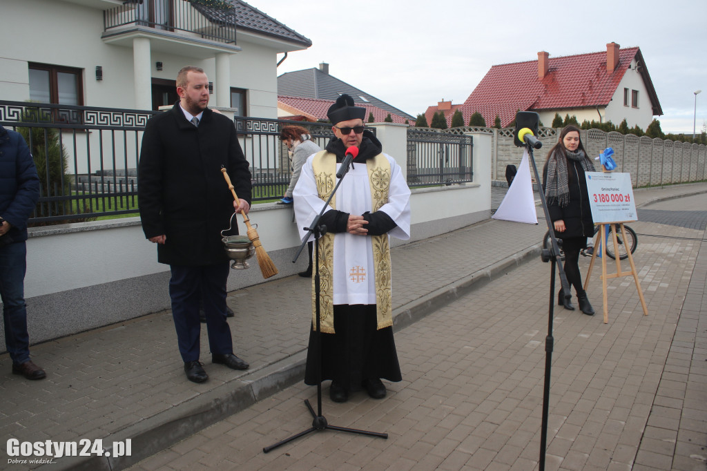 Otwarcie nowych dróg na osiedlu Berlinek w Poniecu