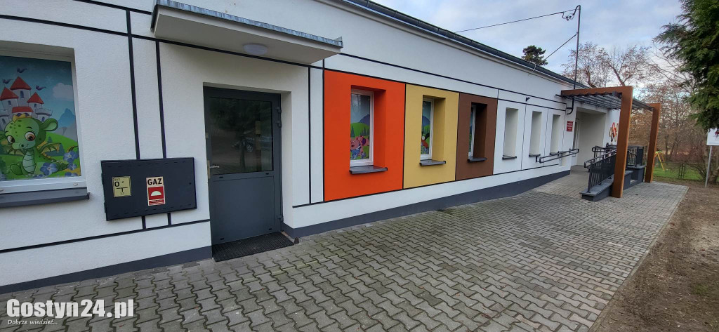 Wizytacja zmodernizowanego przedszkola w Pudliszkach