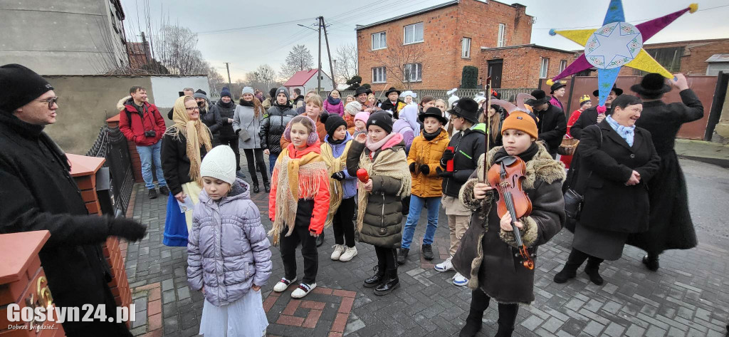 Kolędnicy odwiedzali mieszkańców Domachowa