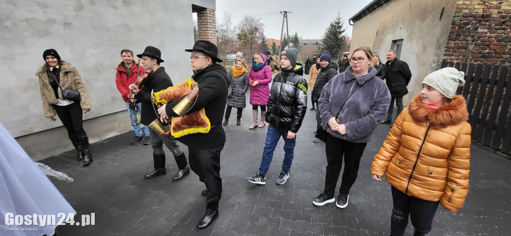 Kolędnicy odwiedzali mieszkańców Domachowa