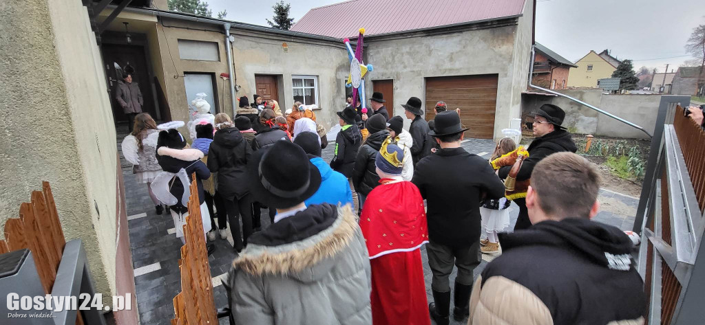 Kolędnicy odwiedzali mieszkańców Domachowa