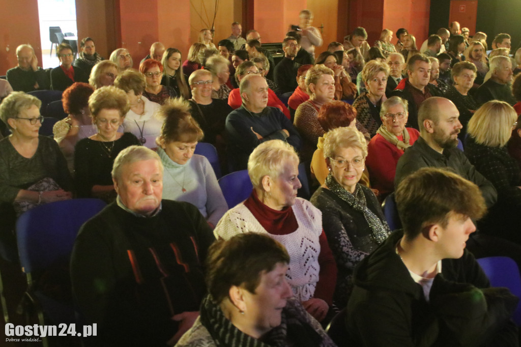 Poznańskie Kolędowanie w GOK Hutnik