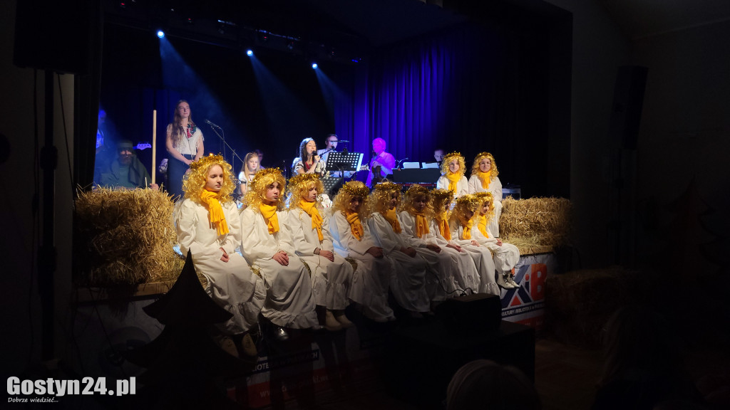 Koncert Rodziny Kuśnierek i Przyjaciół w CKiB Piaski