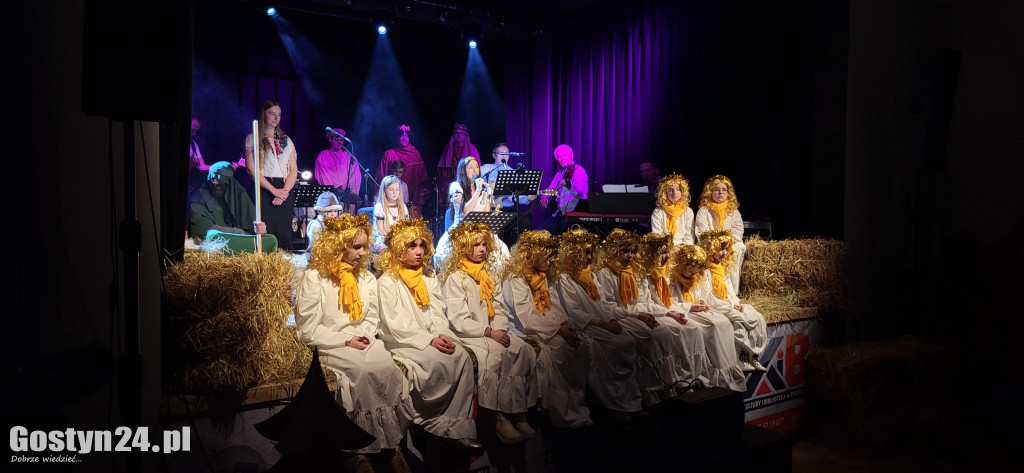 Koncert Rodziny Kuśnierek i Przyjaciół w CKiB Piaski