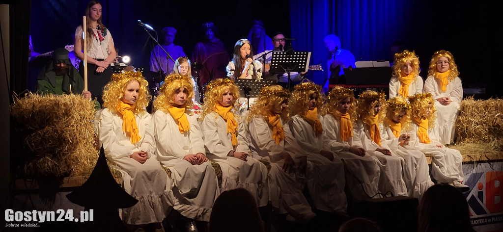 Koncert Rodziny Kuśnierek i Przyjaciół w CKiB Piaski