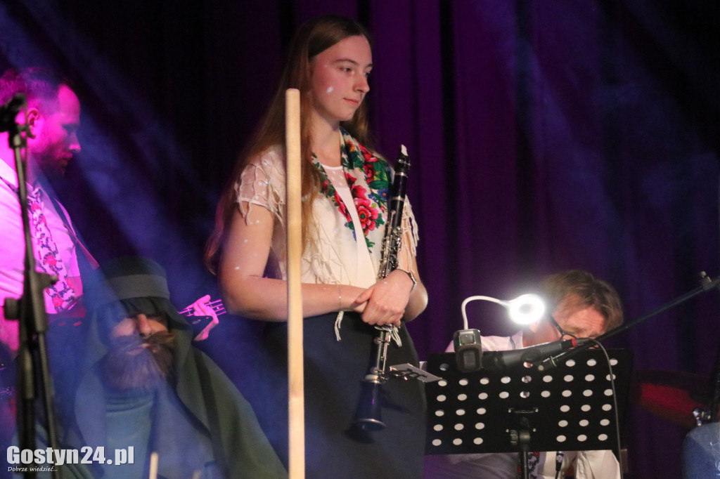 Koncert Rodziny Kuśnierek i Przyjaciół w CKiB Piaski