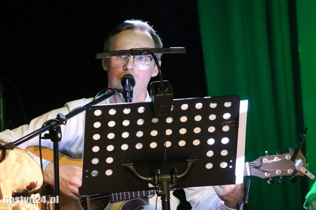 Koncert Rodziny Kuśnierek i Przyjaciół w CKiB Piaski
