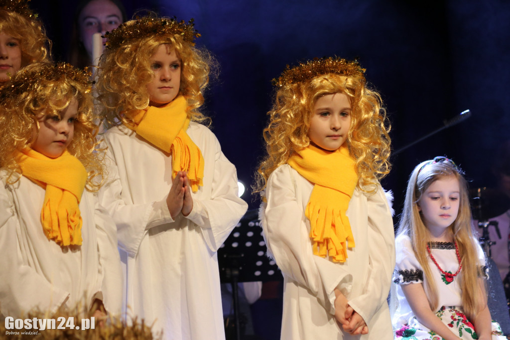Koncert Rodziny Kuśnierek i Przyjaciół w CKiB Piaski