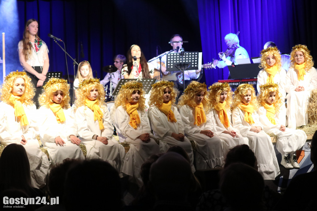 Koncert Rodziny Kuśnierek i Przyjaciół w CKiB Piaski
