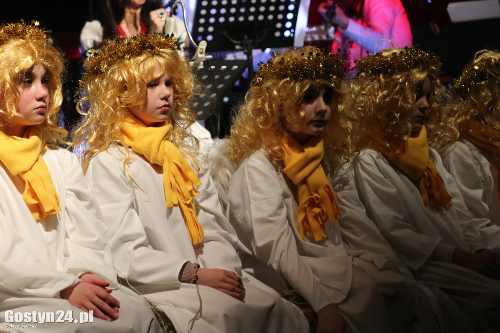 Koncert Rodziny Kuśnierek i Przyjaciół w CKiB Piaski