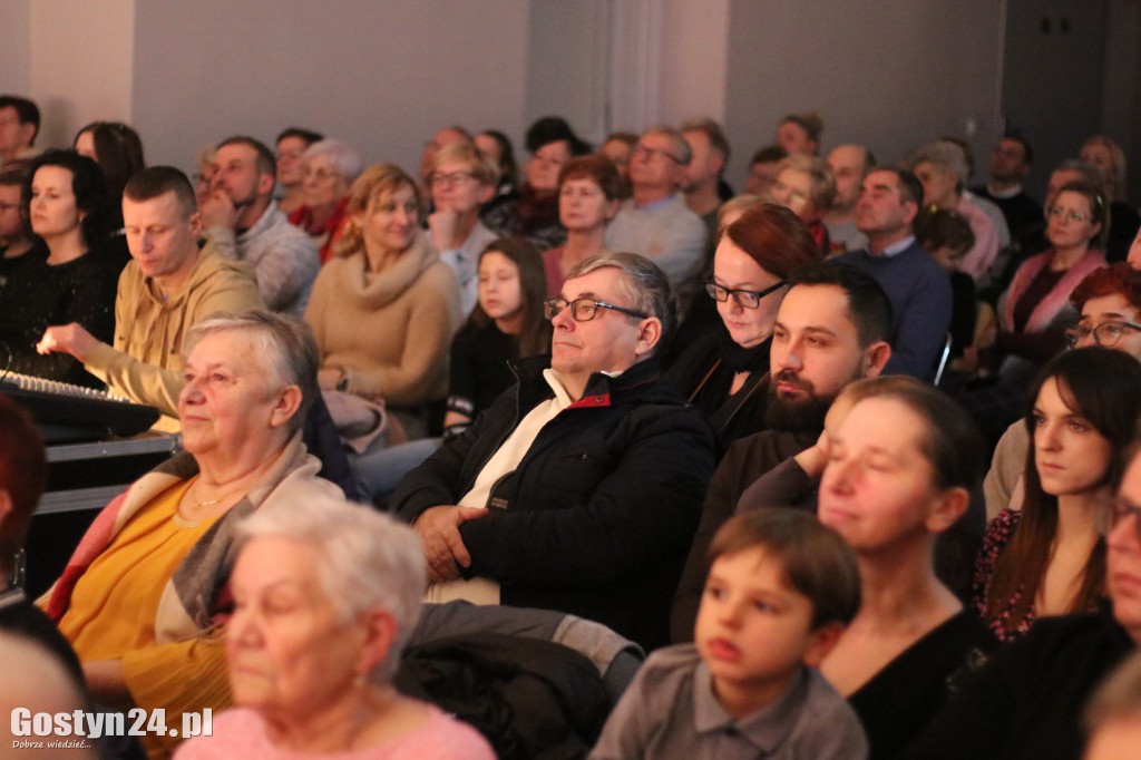 Koncert Rodziny Kuśnierek i Przyjaciół w CKiB Piaski