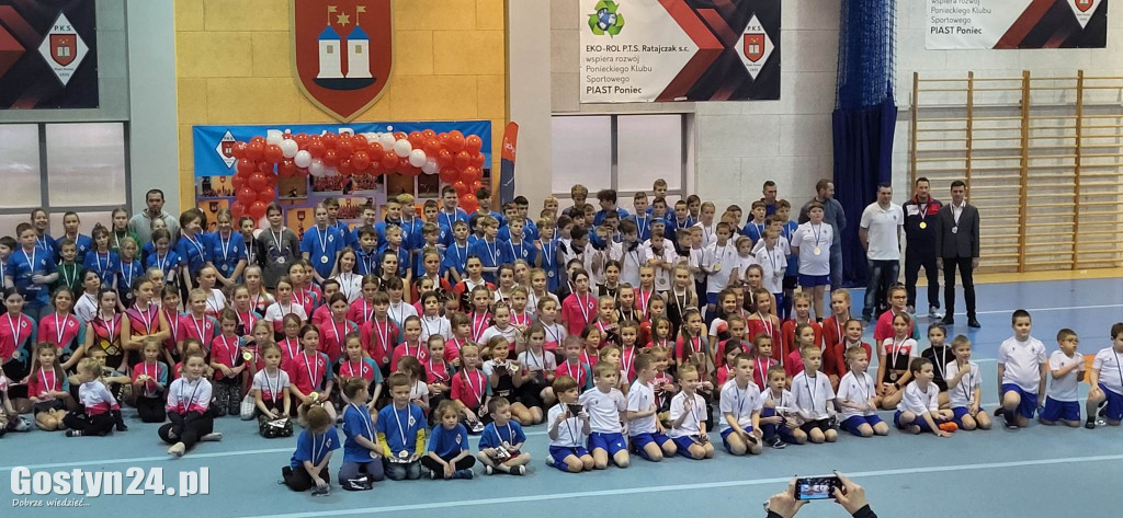Nieco spóźniony Festyn Mikołajkowy z PKS Piast Poniec