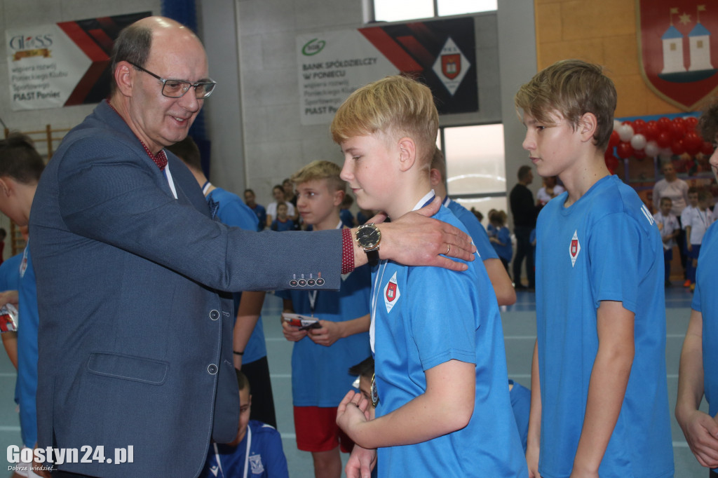 Nieco spóźniony Festyn Mikołajkowy z PKS Piast Poniec