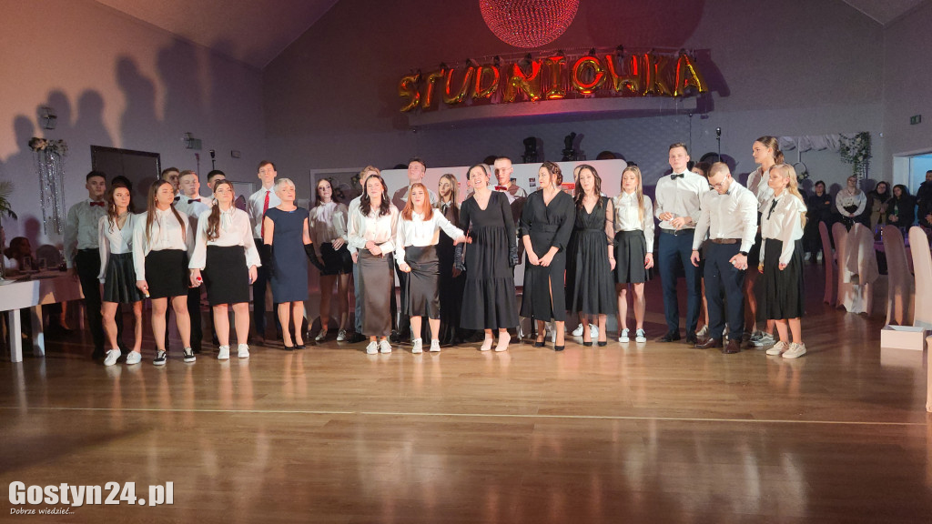 Studniówka maturzystów gostyńskiego liceum
