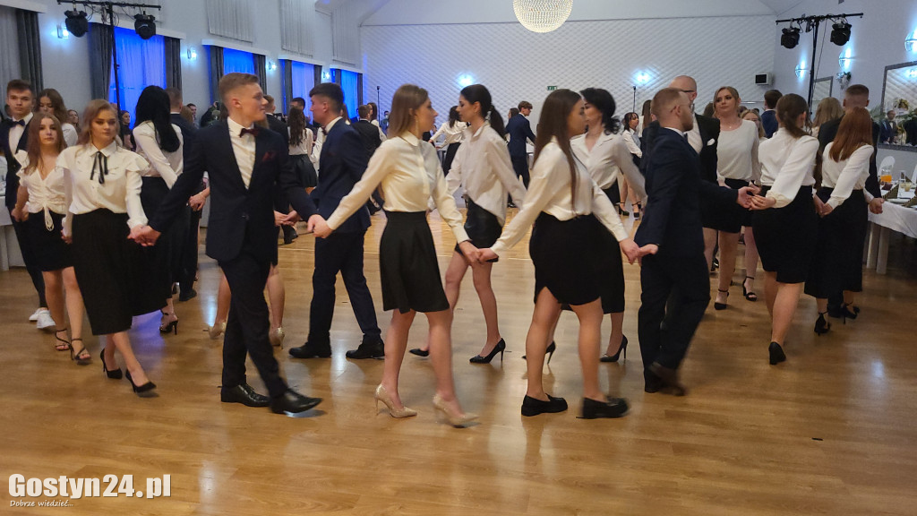 Studniówka maturzystów gostyńskiego liceum