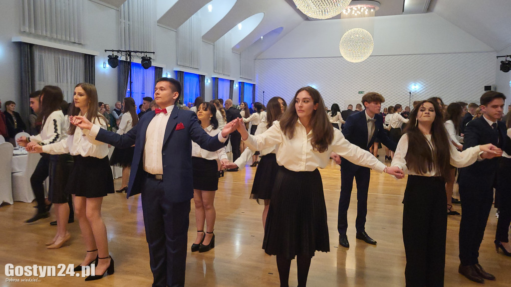 Studniówka maturzystów gostyńskiego liceum