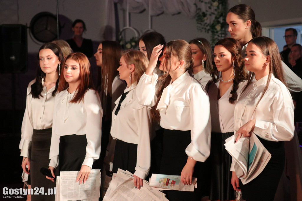 Studniówka maturzystów gostyńskiego liceum