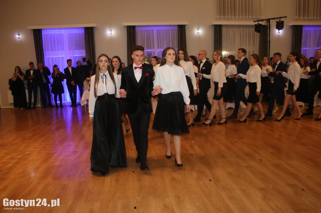 Studniówka maturzystów gostyńskiego liceum