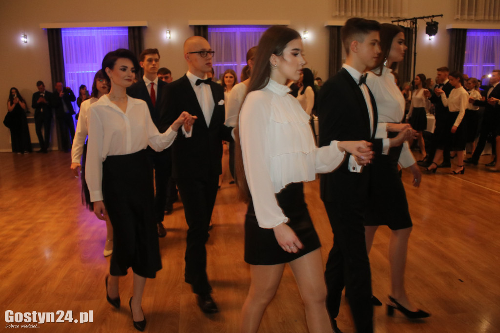 Studniówka maturzystów gostyńskiego liceum