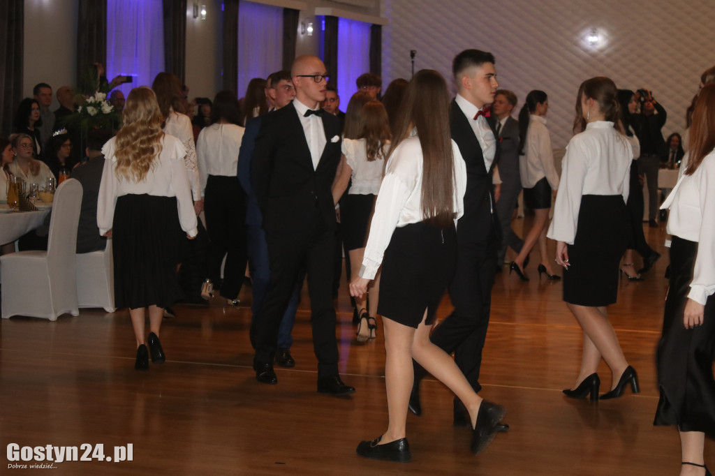 Studniówka maturzystów gostyńskiego liceum