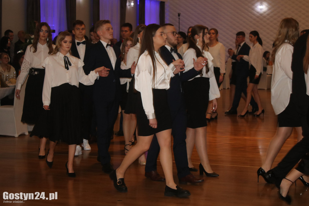 Studniówka maturzystów gostyńskiego liceum