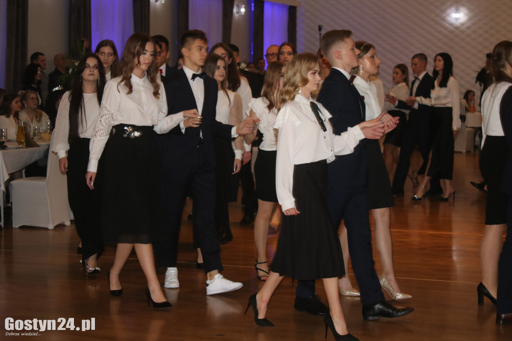 Studniówka maturzystów gostyńskiego liceum