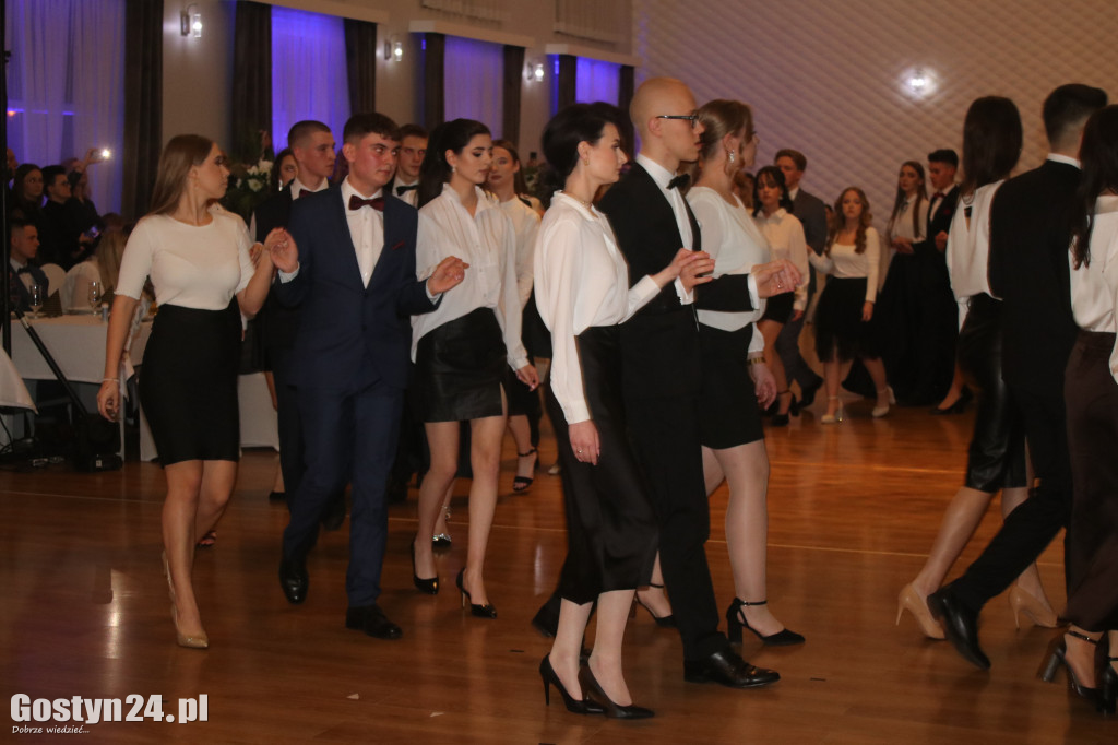 Studniówka maturzystów gostyńskiego liceum