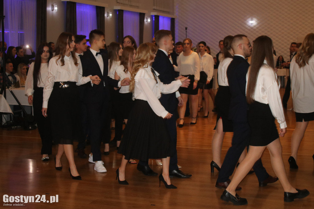Studniówka maturzystów gostyńskiego liceum