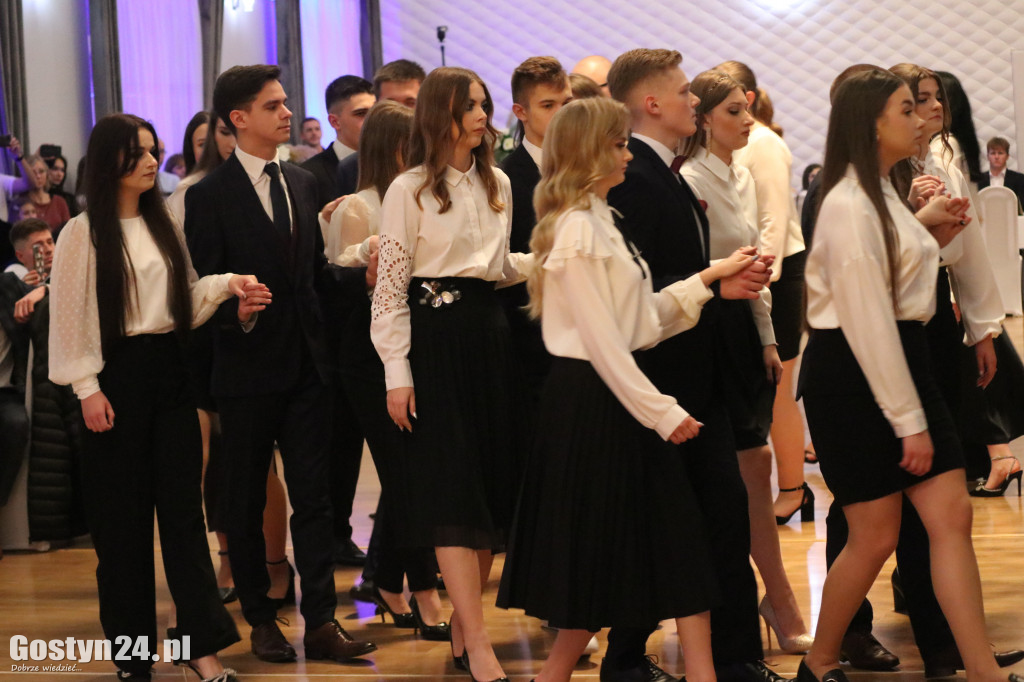 Studniówka maturzystów gostyńskiego liceum