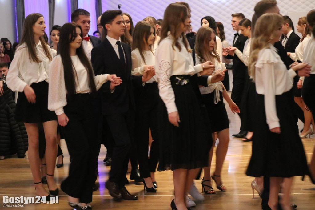 Studniówka maturzystów gostyńskiego liceum
