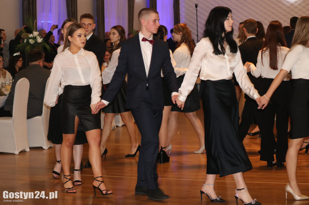 Studniówka maturzystów gostyńskiego liceum