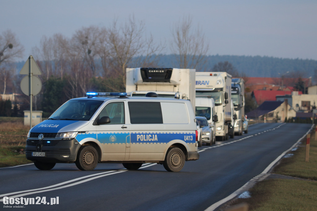 Policyjny pościg zakończony dachowaniem...