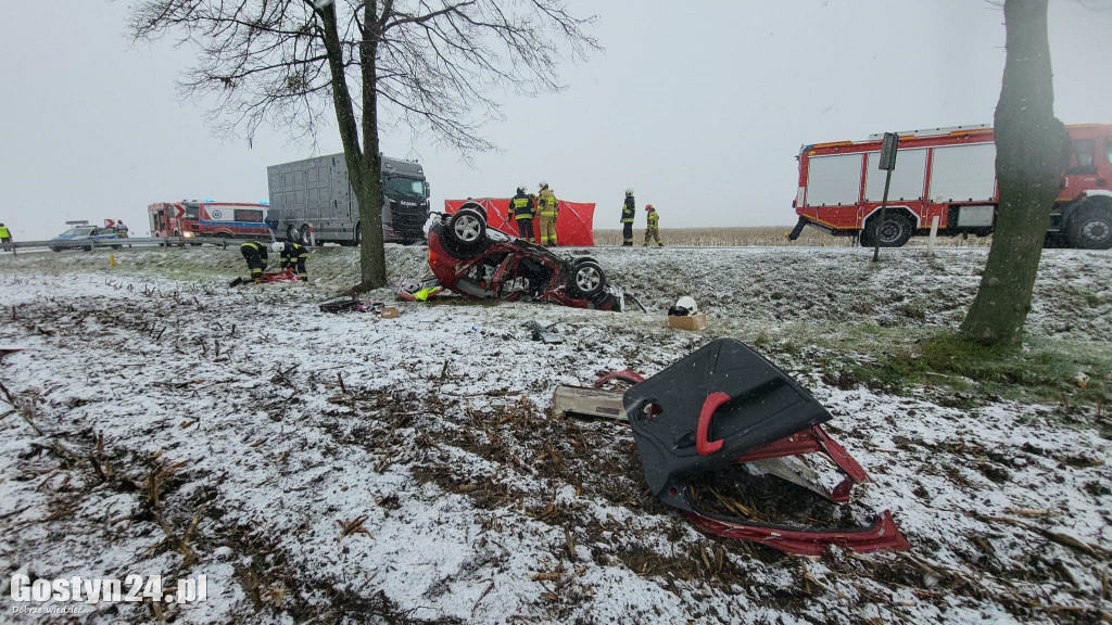 Śmiertelny wypadek ma K12. Nie żyje kobieta