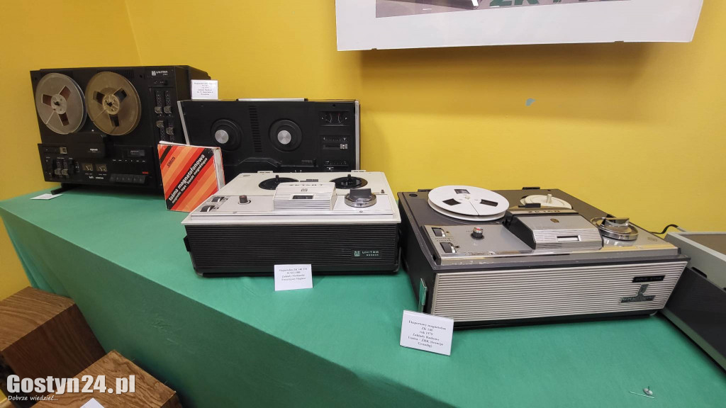 Wystawa sprzętów z czasów PRL w muzeum w Gostyniu