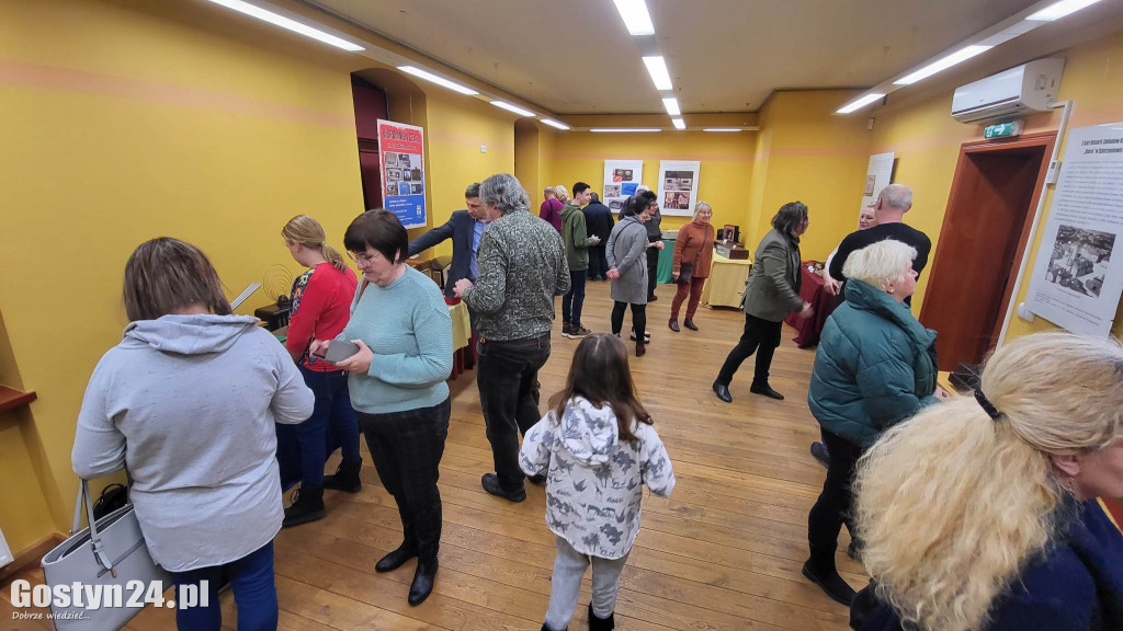Wystawa sprzętów z czasów PRL w muzeum w Gostyniu