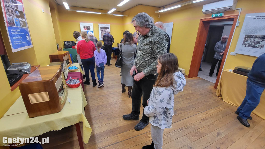 Wystawa sprzętów z czasów PRL w muzeum w Gostyniu