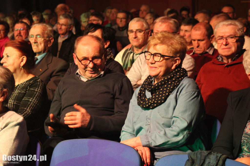 Koncert walentynkowy w GOK Hutnik