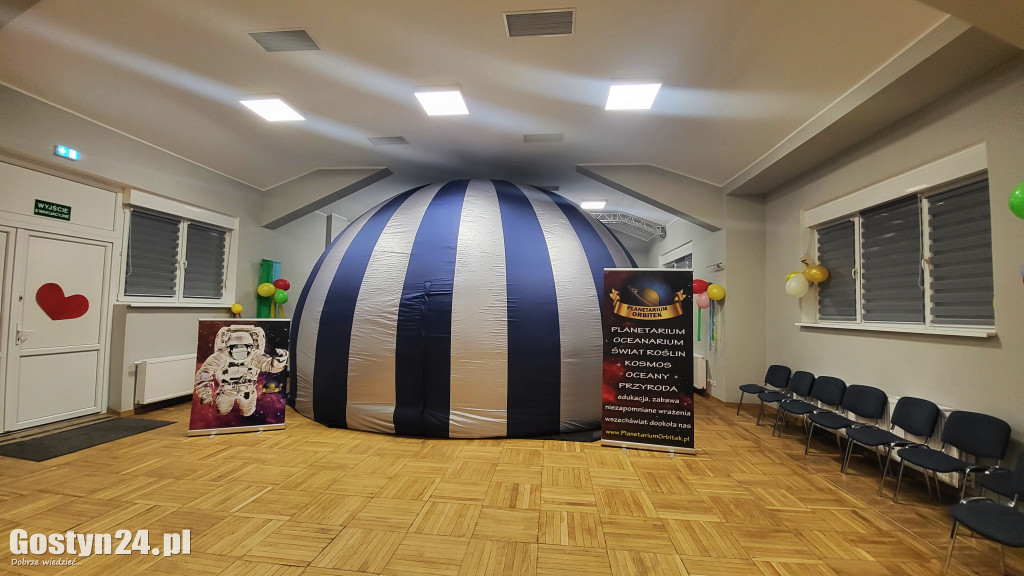 Planetarium Orbitek w CKiB Piaski