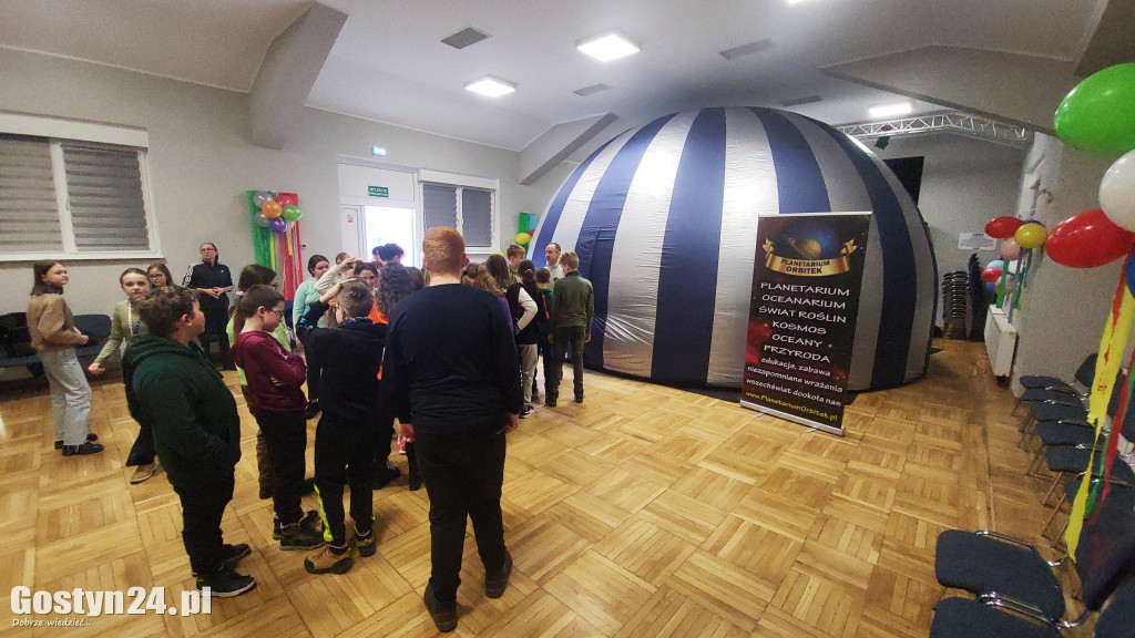 Planetarium Orbitek w CKiB Piaski
