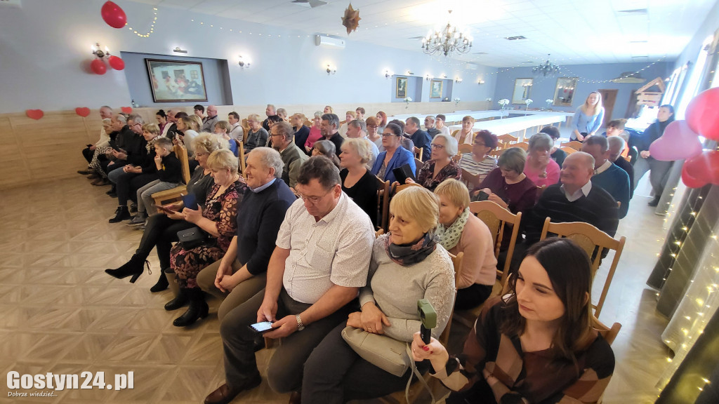 Dzień babci i Dziadka przedszkolaków z placówki MaliWielcy