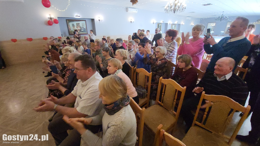 Dzień babci i Dziadka przedszkolaków z placówki MaliWielcy