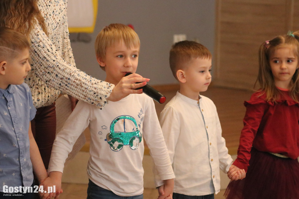 Dzień babci i Dziadka przedszkolaków z placówki MaliWielcy