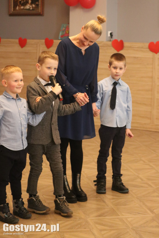 Dzień babci i Dziadka przedszkolaków z placówki MaliWielcy