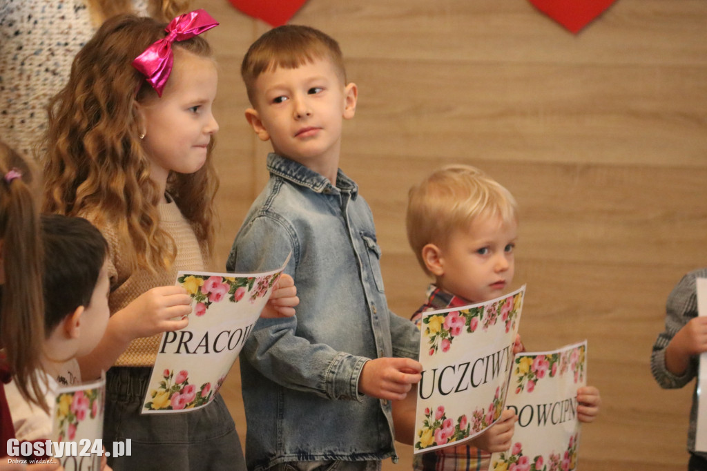 Dzień babci i Dziadka przedszkolaków z placówki MaliWielcy