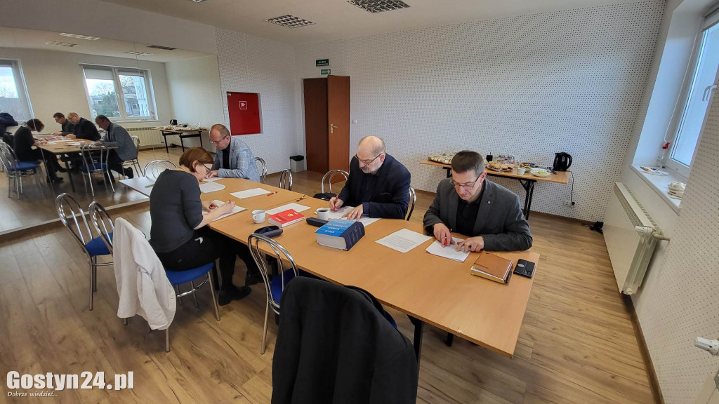 II Gostyńskie Dyktando w GOK Hutnik