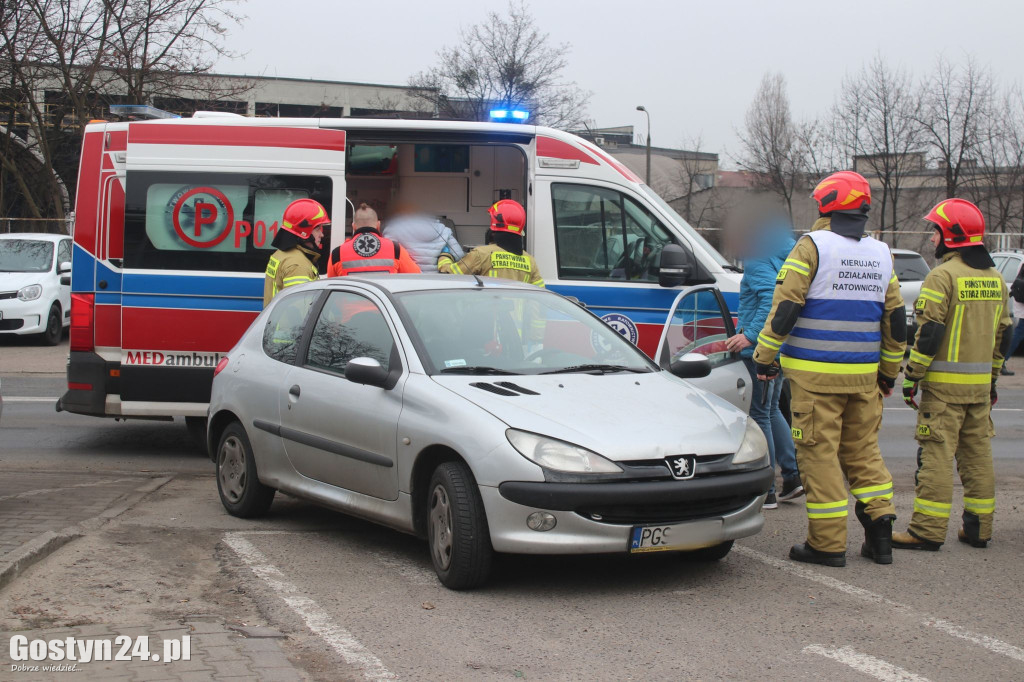 Kolizja przy ul. Fabrycznej w Gostyniu 03.03.23