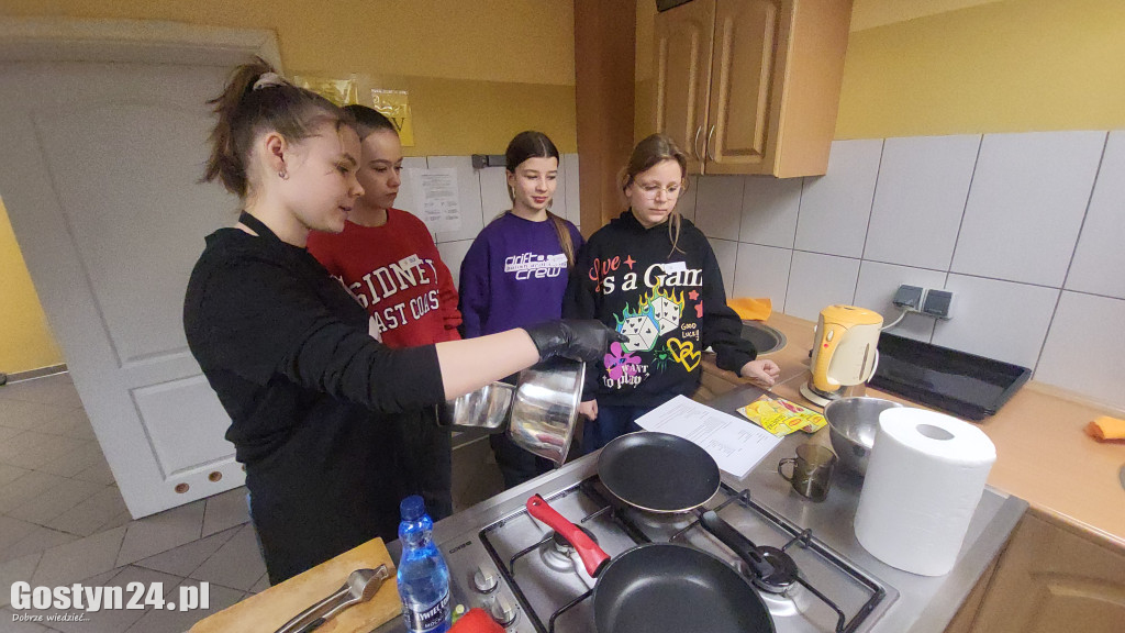 Warsztaty Patelnia Nie Gryzie w ZSOiZ w Krobi